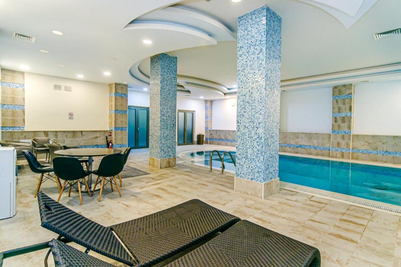 Isr Baku Family Hotel apartment photo