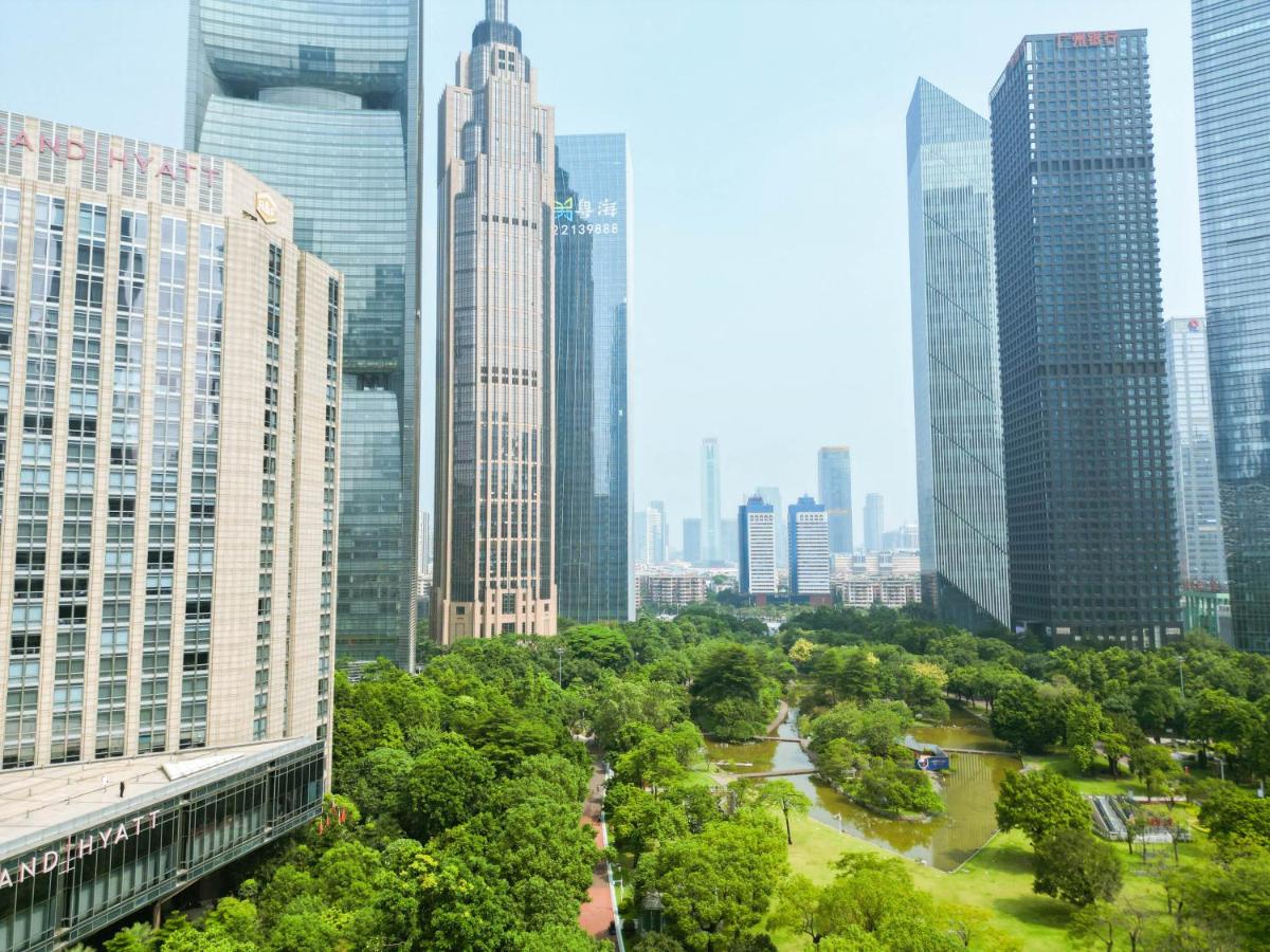 Grand Hyatt Guangzhou - Free Shuttle Bus to Canton Fair Complex during Canton Fair period photo
