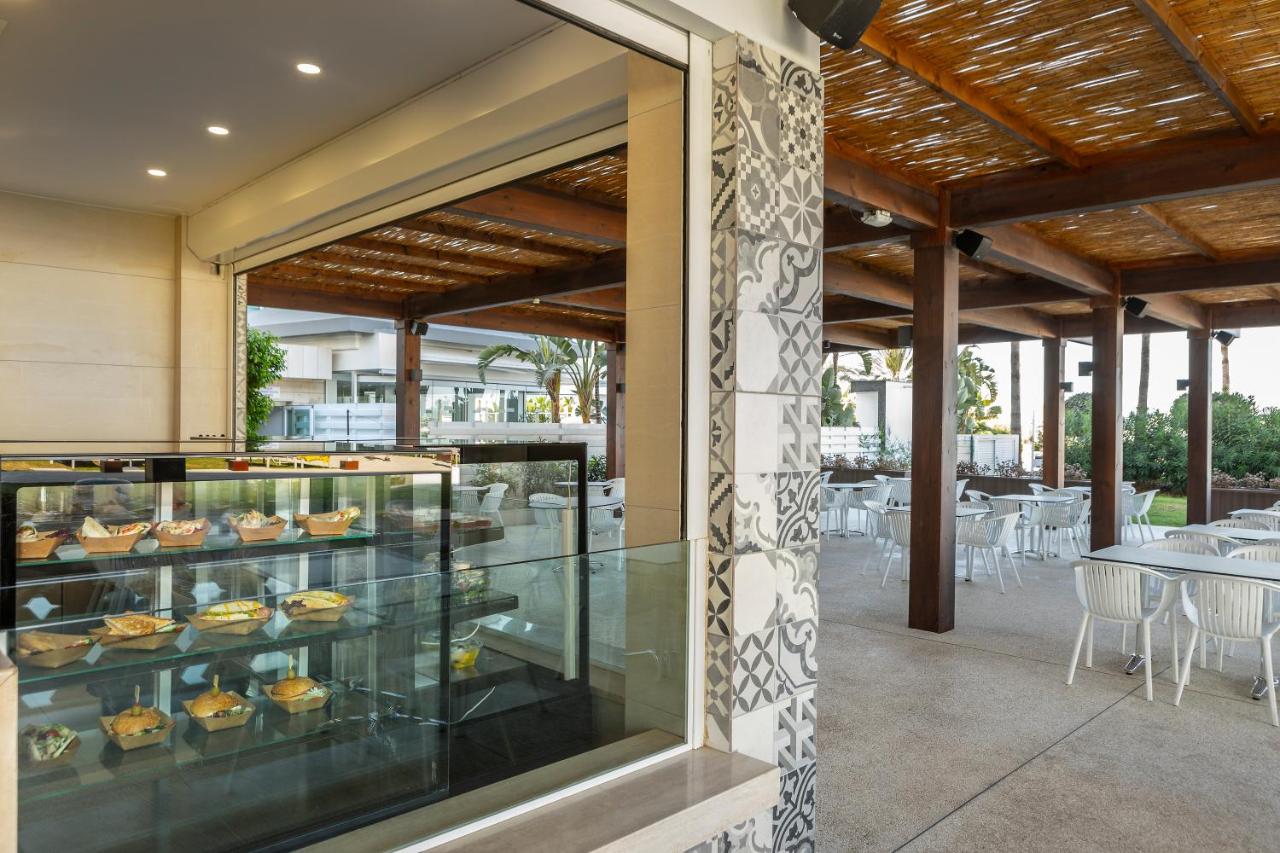 Chrysomare Beach Hotel & Resort photo
