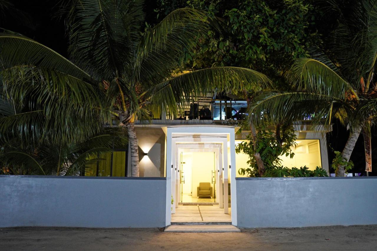 MOONSHELL RESIDENCE - 2