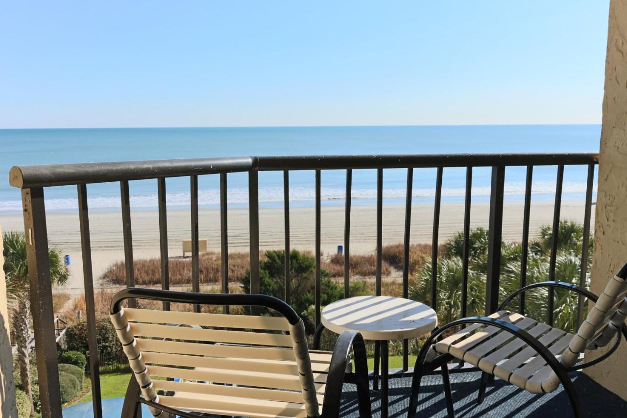 Schooner Beach & Racquet Club — photo 22