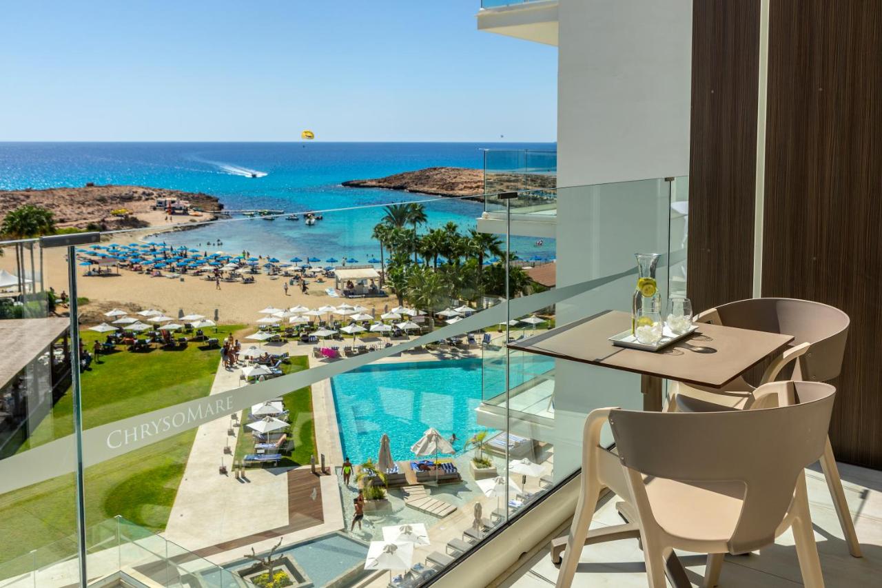 Chrysomare Beach Hotel & Resort photo