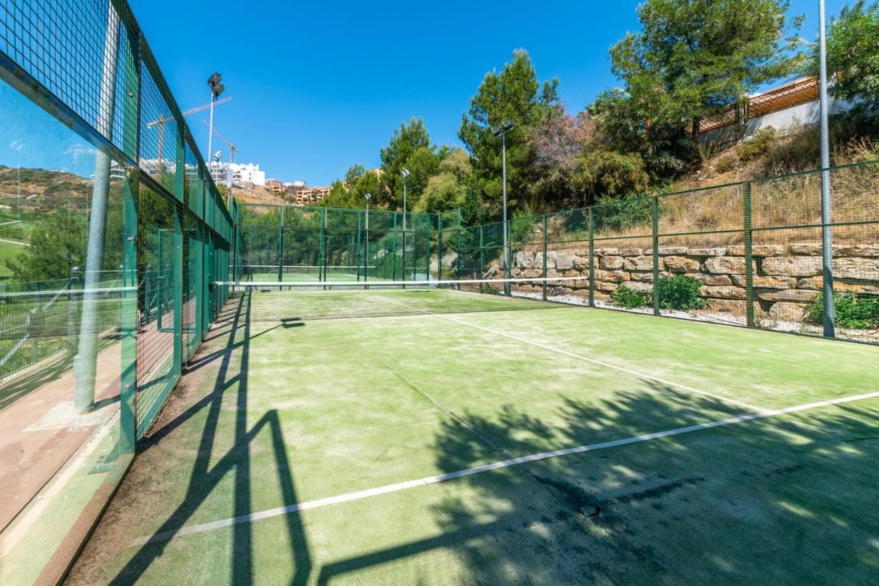 Tennis court: Calanova Grand Golf - Pura Vida