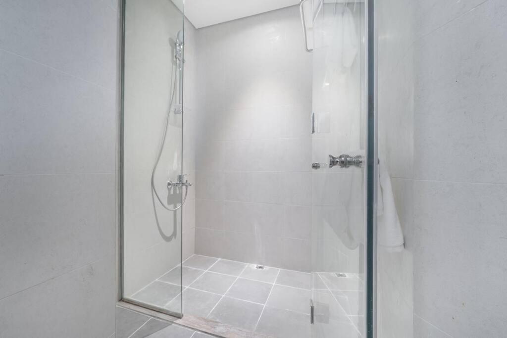 At The Top Burj View STUDIO - Special offer - 3