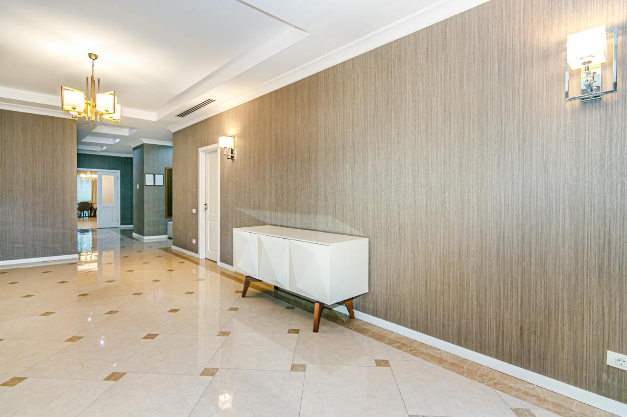 Baku Deniz Mall family hotel apartment photo