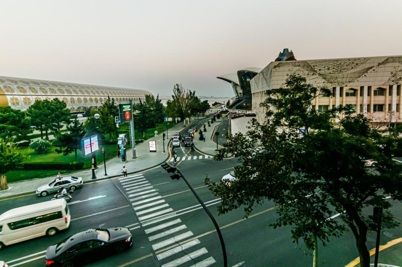 Baku Deniz Mall family hotel apartment photo