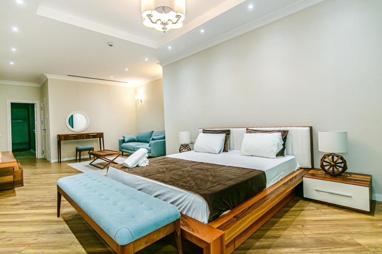 Baku Deniz Mall family hotel apartment photo