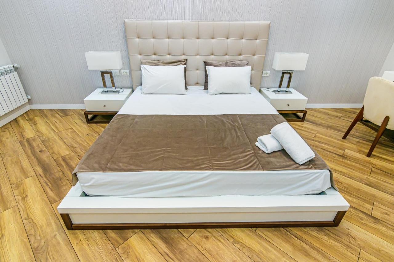 Baku Deniz Mall family hotel apartment photo