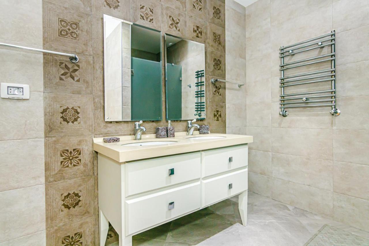 Baku Deniz Mall family hotel apartment photo