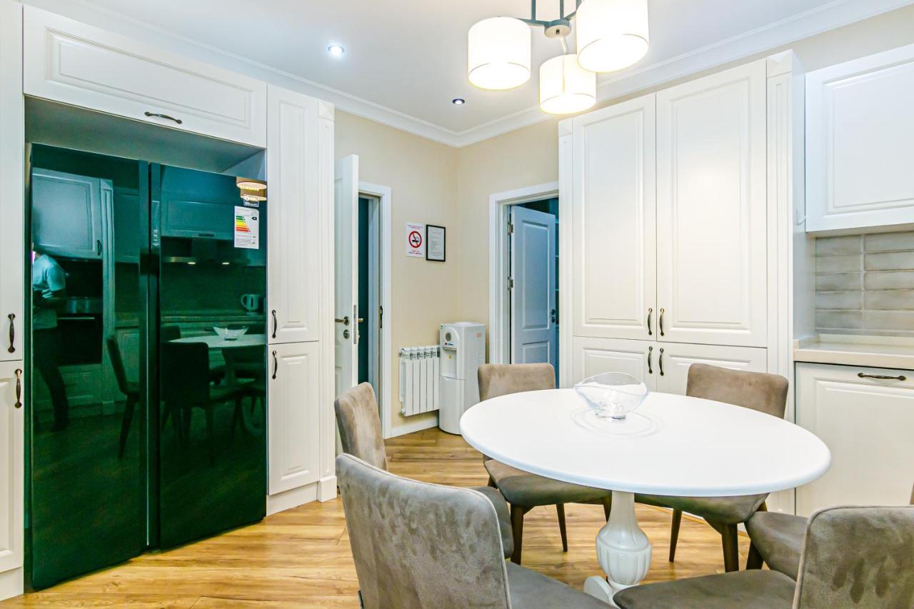 Baku Deniz Mall family hotel apartment photo