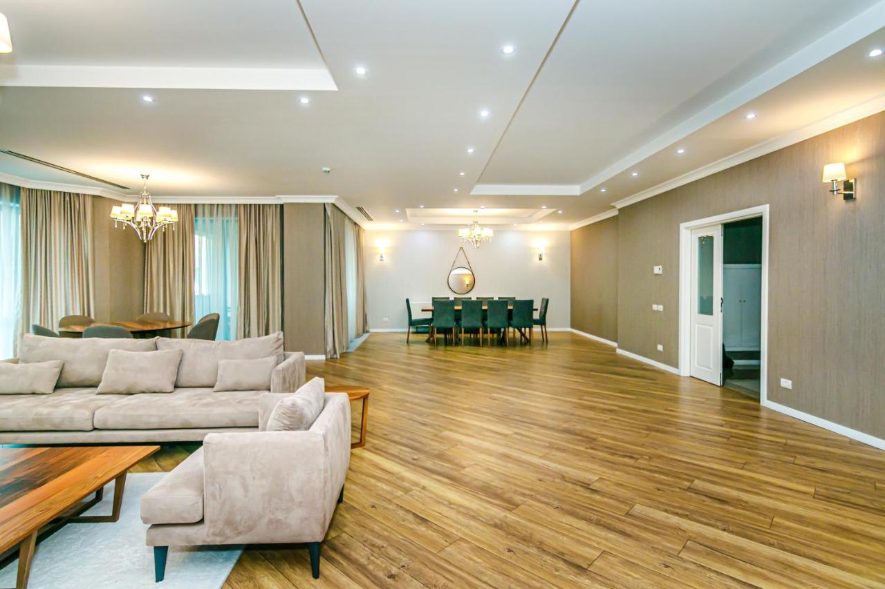 Baku Deniz Mall family hotel apartment photo