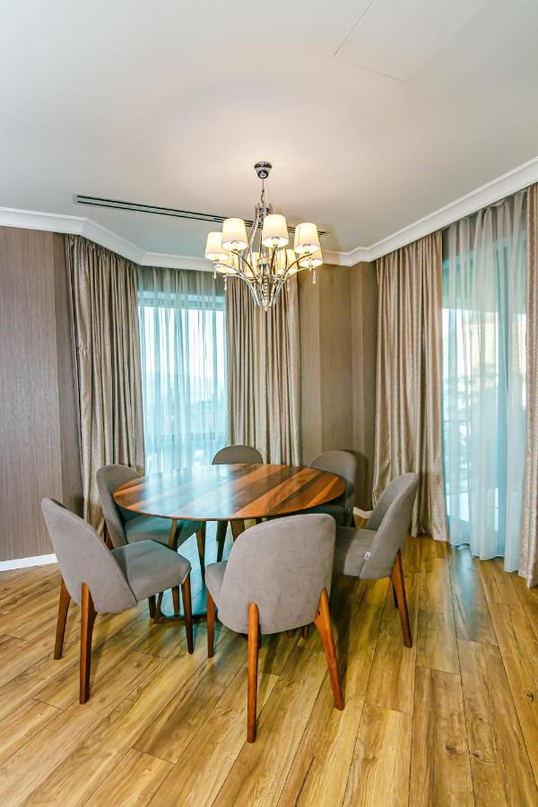 Baku Deniz Mall family hotel apartment photo
