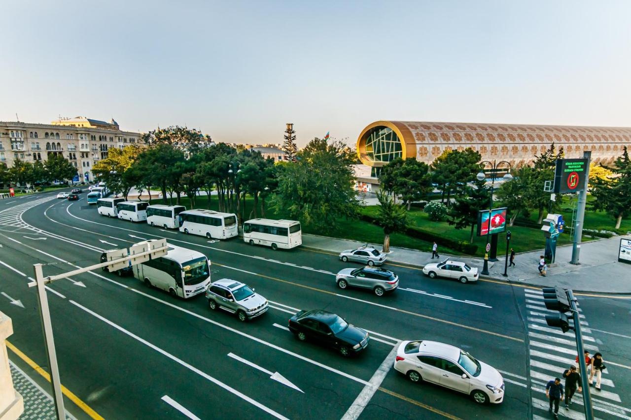 Baku Deniz Mall family hotel apartment photo