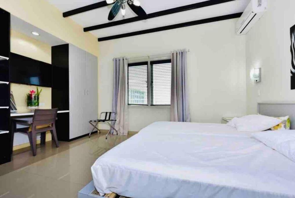 Eagle Beach Aruba Breeze Condominium Melon - 5