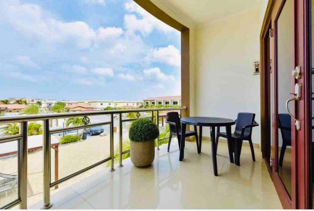 Eagle Beach Aruba Breeze Condominium Melon - 4