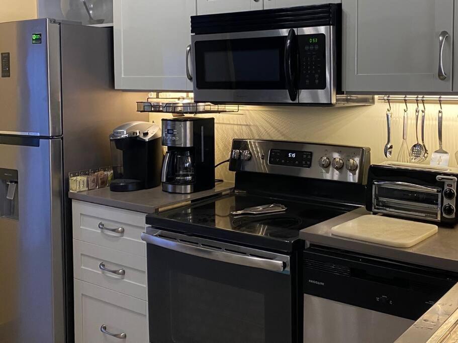 Eagle Beach Aruba Breeze Condominium Melon - 2