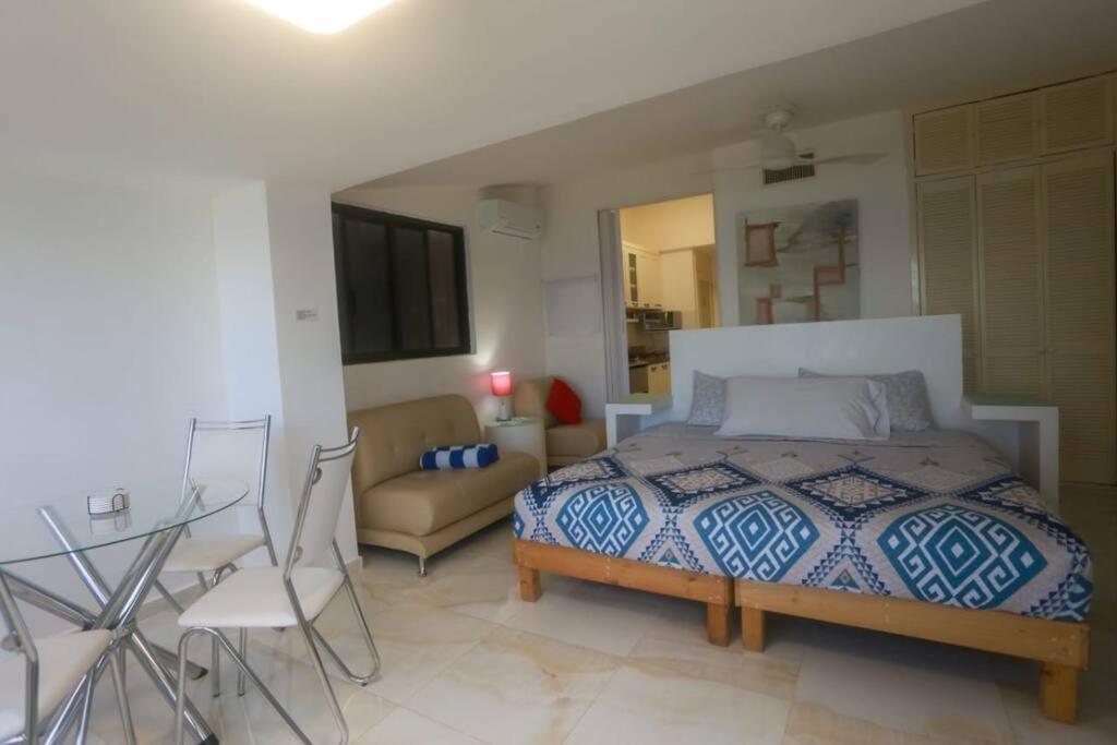 beach front apartment hotel zone - 2