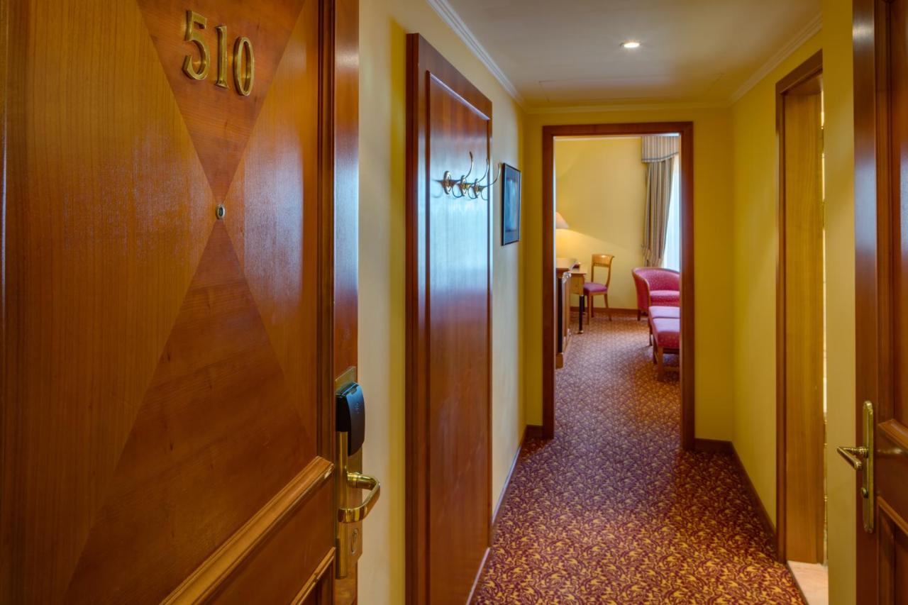 Hotel Savoy Prague photo