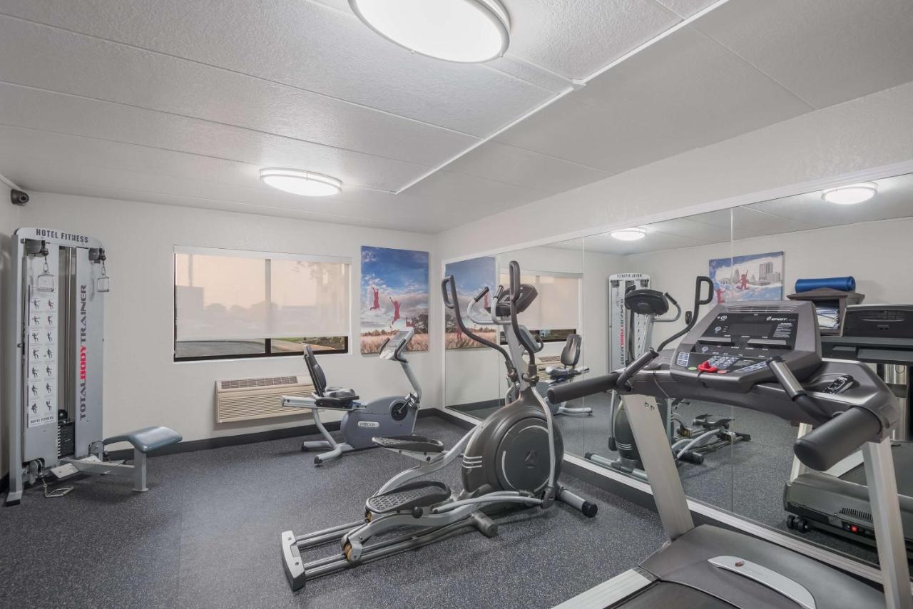 planet fitness fort wayne dupont