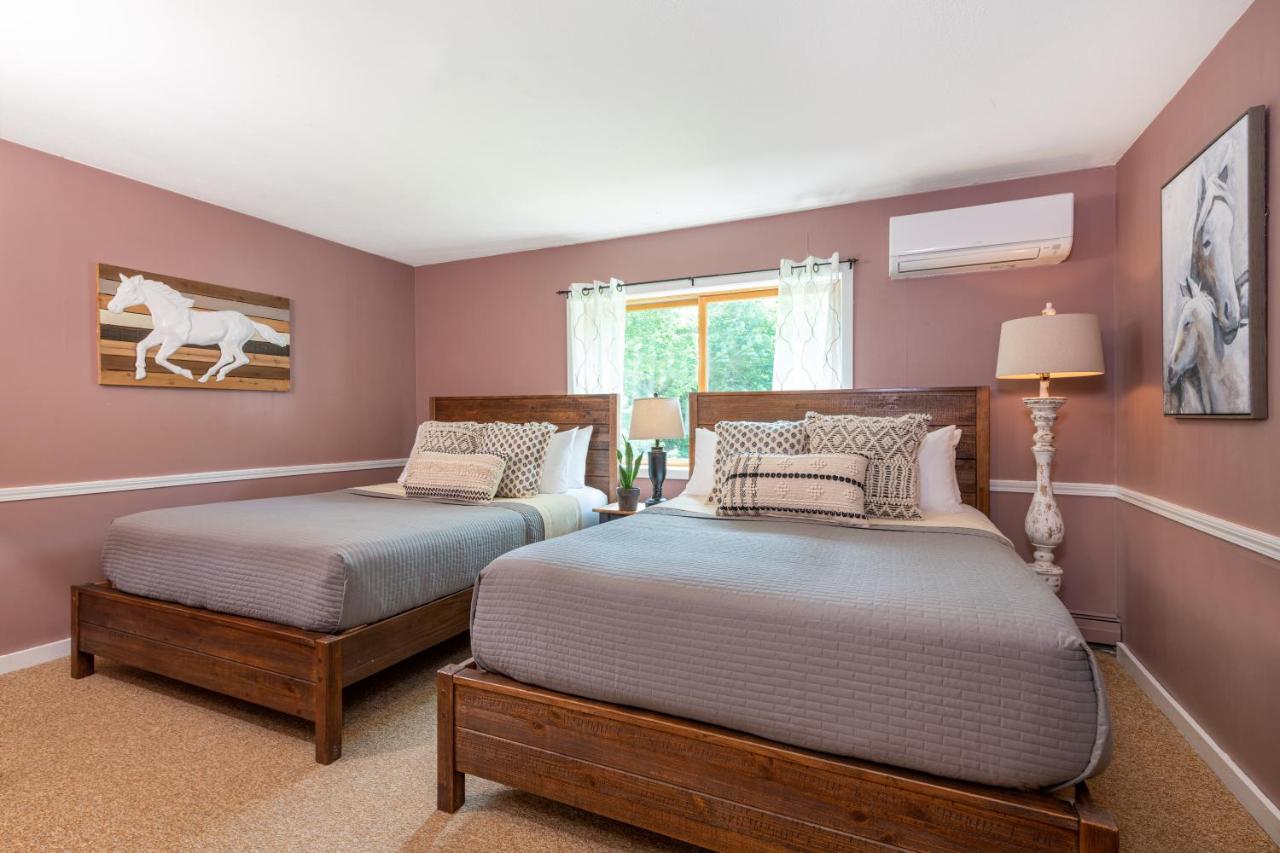 White Horse Lodge — photo 11