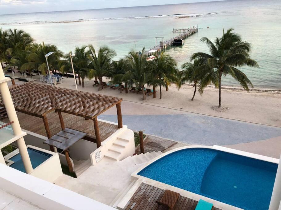 Rooftop swimming pool: Casa Diany