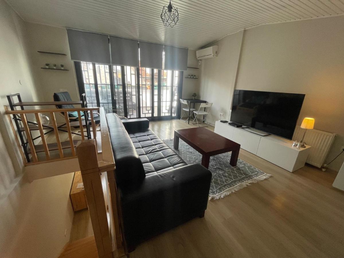Duplex with terrace in center,5mn walk to Istiklal - 5