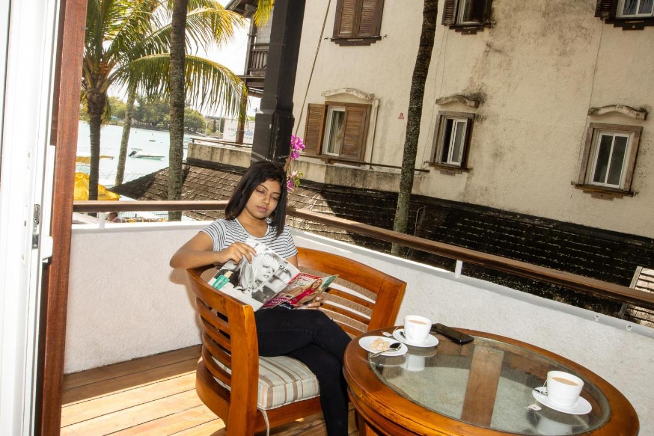 Sunset Boulevard Suite