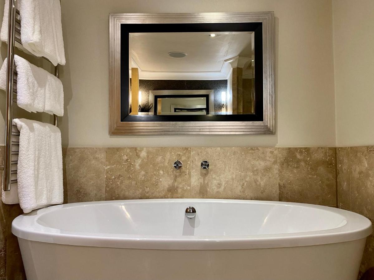 Alexander House Hotel & Utopia Spa photo