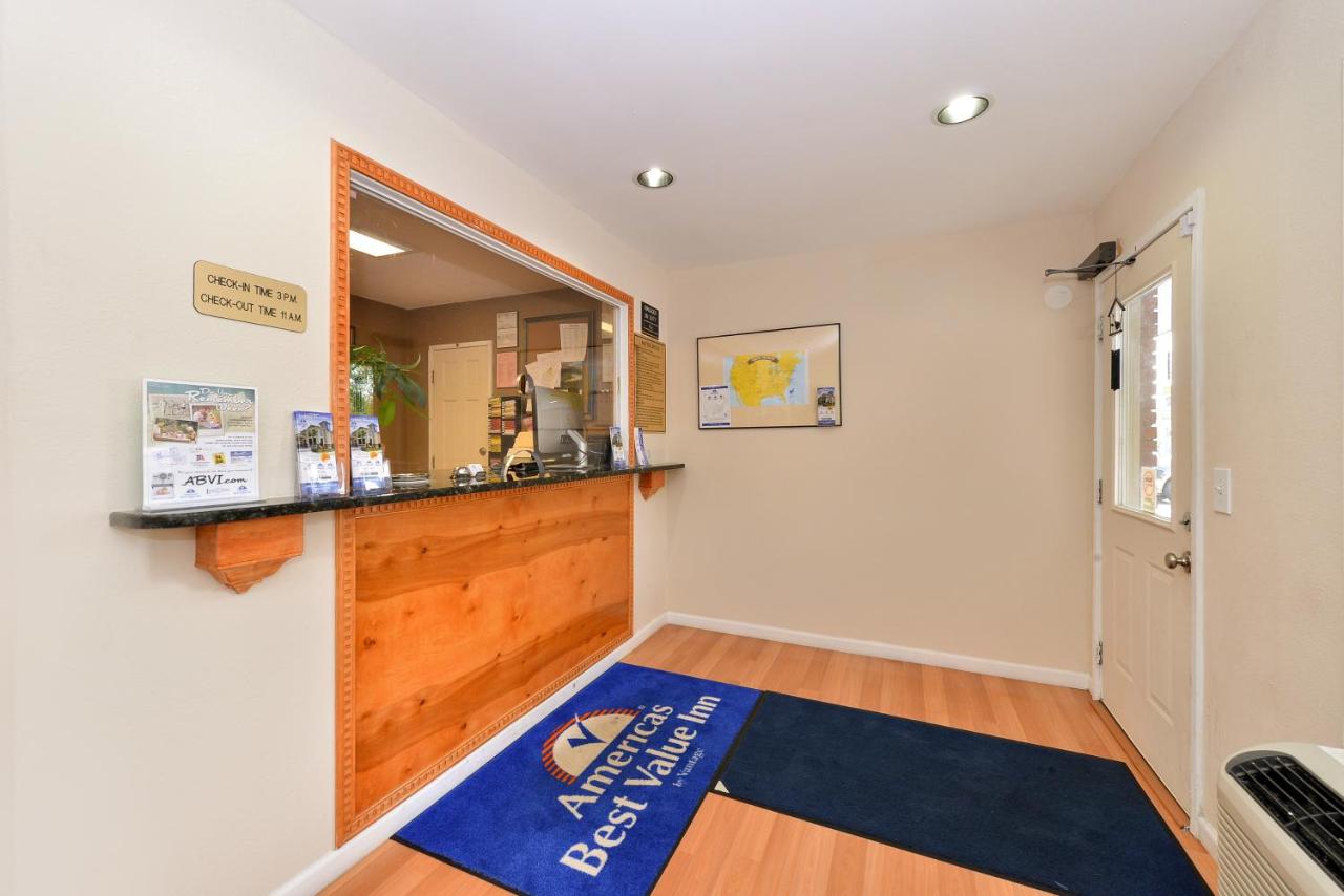 Americas Best Value Inn Near Downtown Nashville - 5