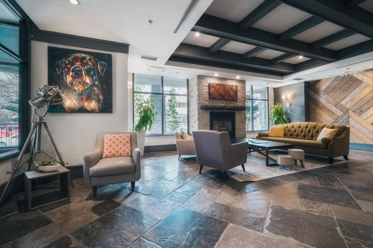 Summit Lodge Boutique Hotel Whistler photo