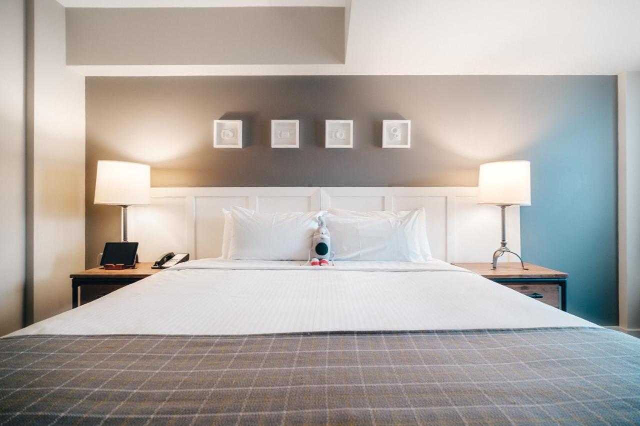 Summit Lodge Boutique Hotel Whistler photo