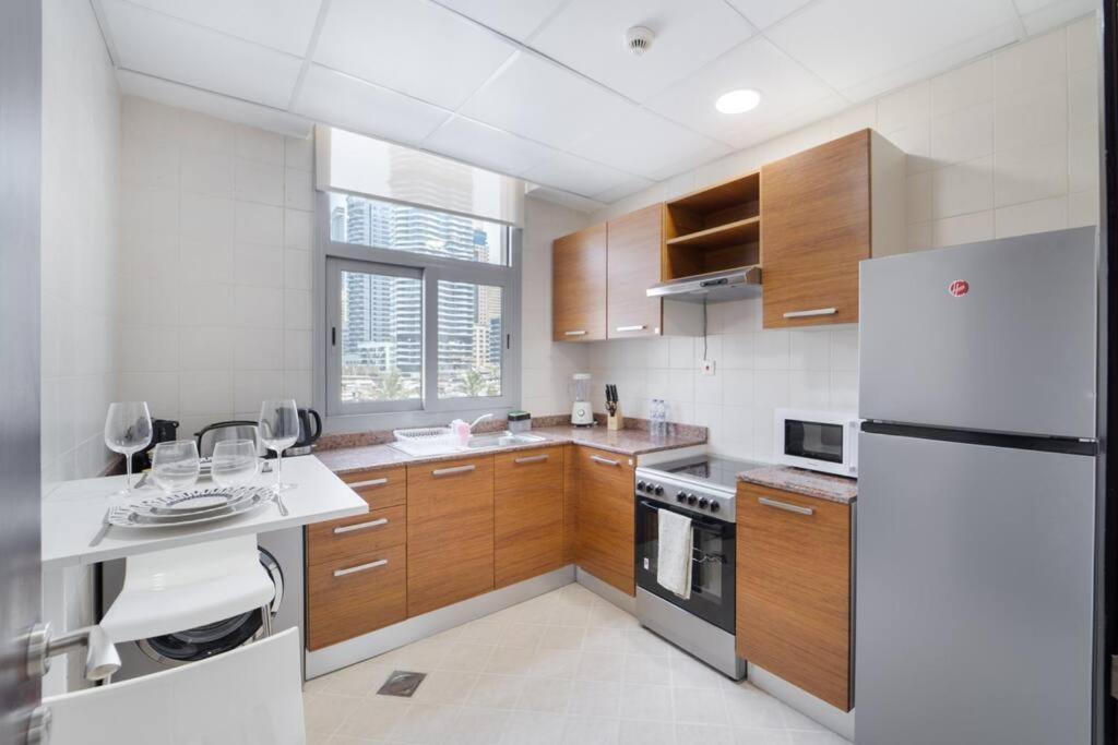 Classic Studio With Dubai Marina View - 5