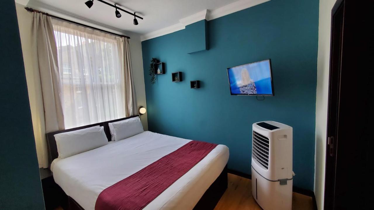 The Royale Chulan Hyde Park Hotel - 5