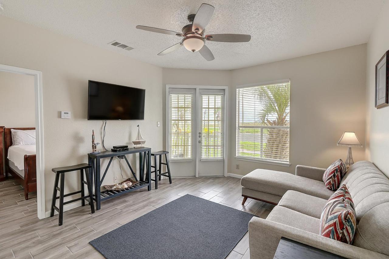 Palm Tree Escape, Padre Island – Updated 2022 Prices