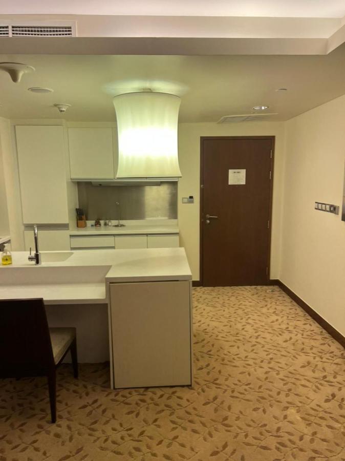 Address Dubai Mall Fashion Avenue Studio 17 floor - 3