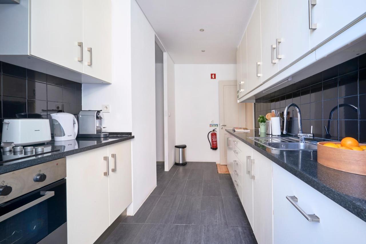 Sunny Apartment in Lisbon! - 4