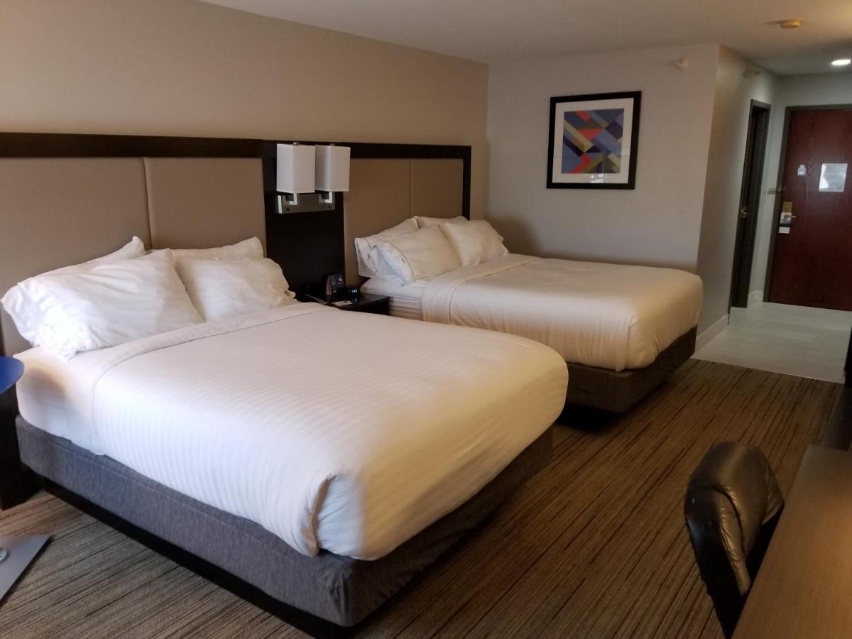 Birch Run/Frankenmuth Hotel — photo 20