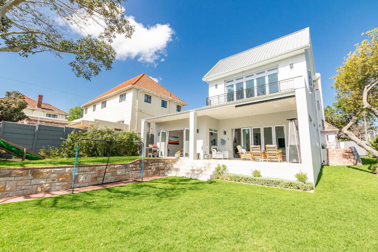 Spacious Guest Apartment in Rondebosch