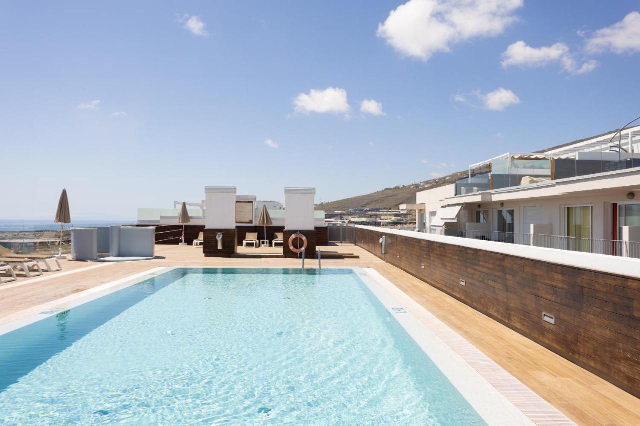 Rooftop swimming pool: Lovely Suite Tesoro del Galeón