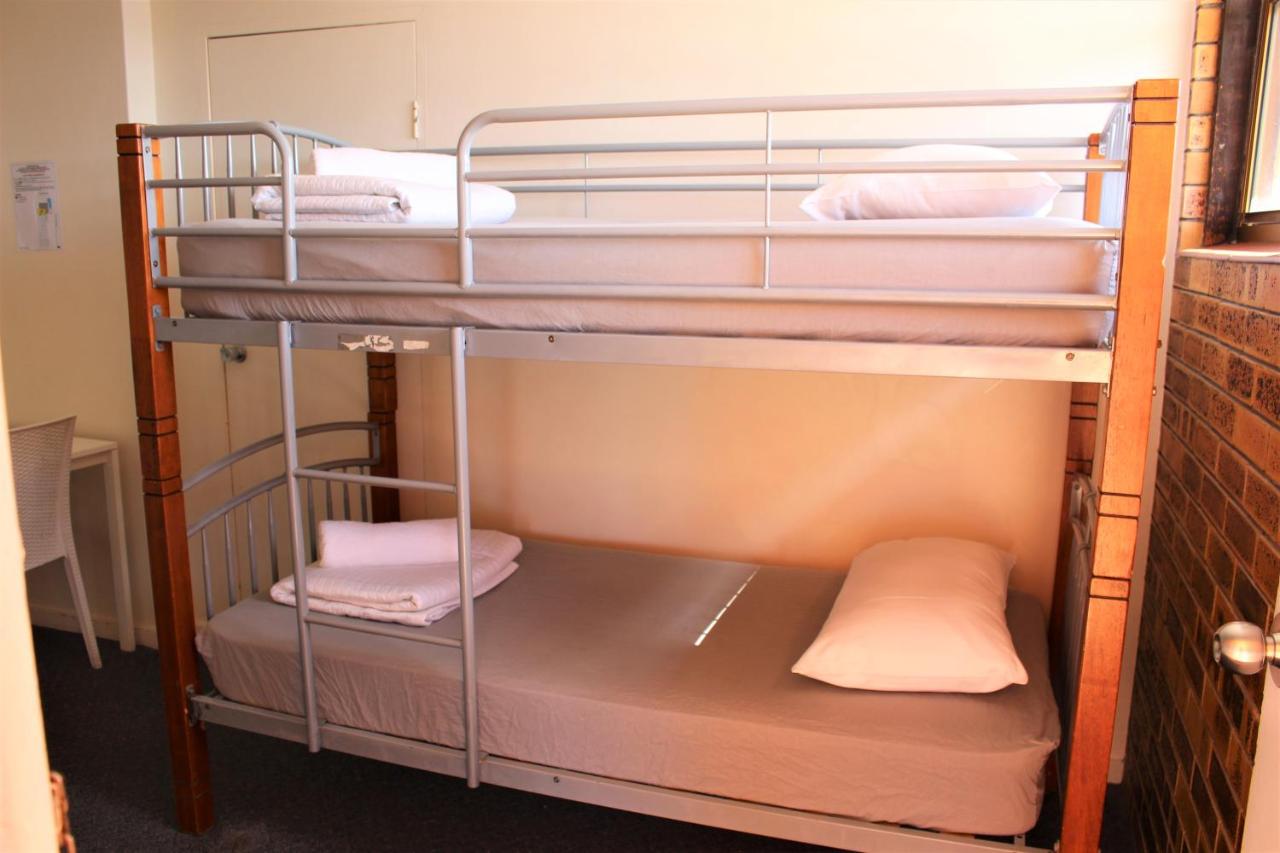 Camden Motor Inn photo