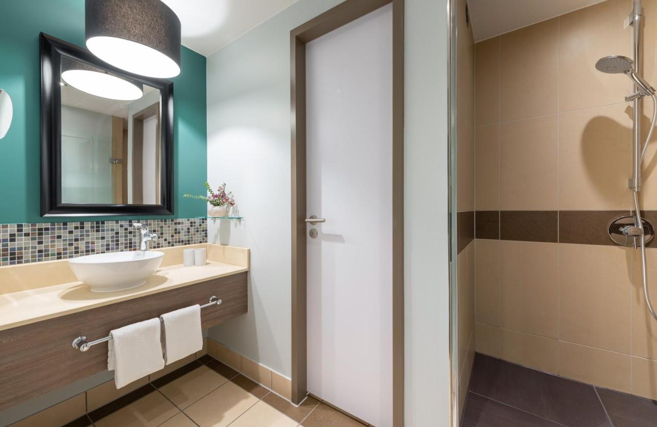 Leonardo Royal Hotel Berlin Alexanderplatz photo