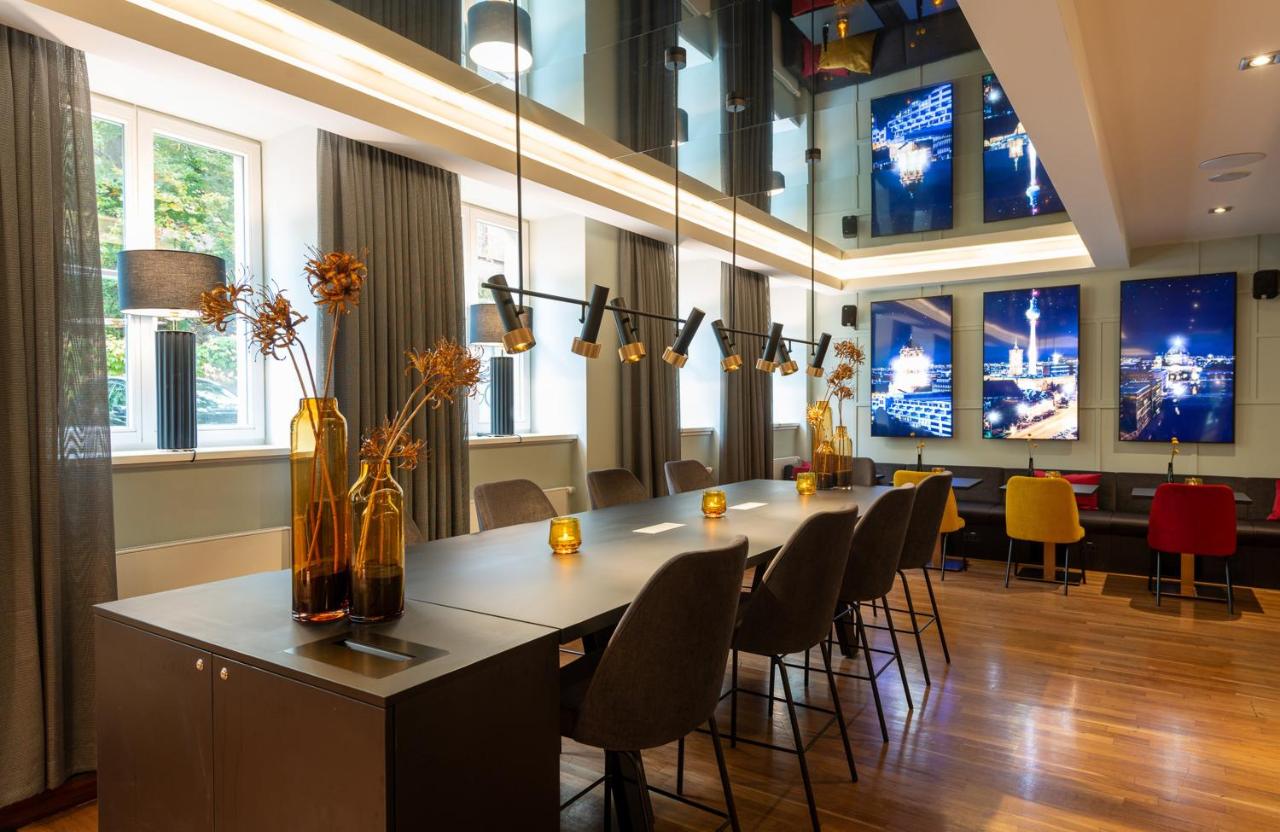 Leonardo Royal Hotel Berlin Alexanderplatz photo