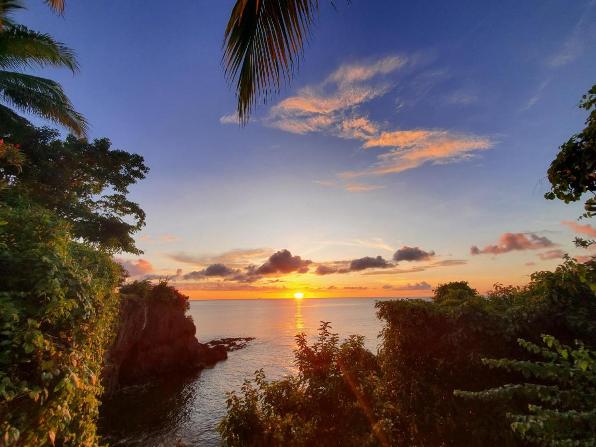 R7 Haven apartment near beach