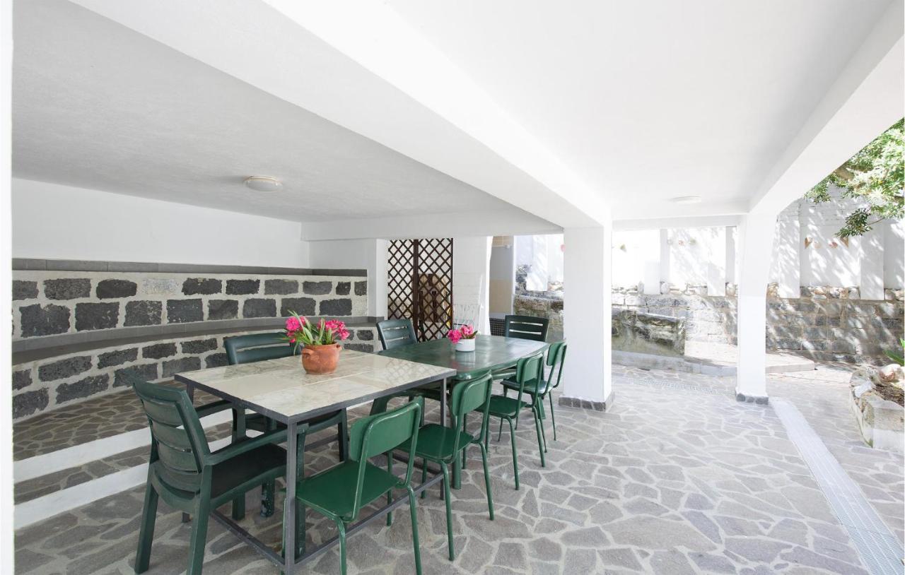 Stunning Home In Villa San Giovanni With 4 Bedrooms And Wifi photo