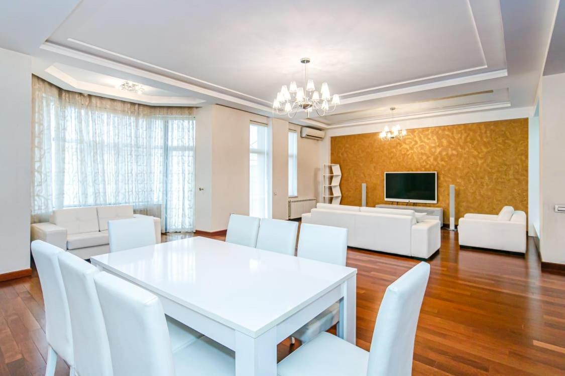 Prestige Apartment VIP HILTTON photo