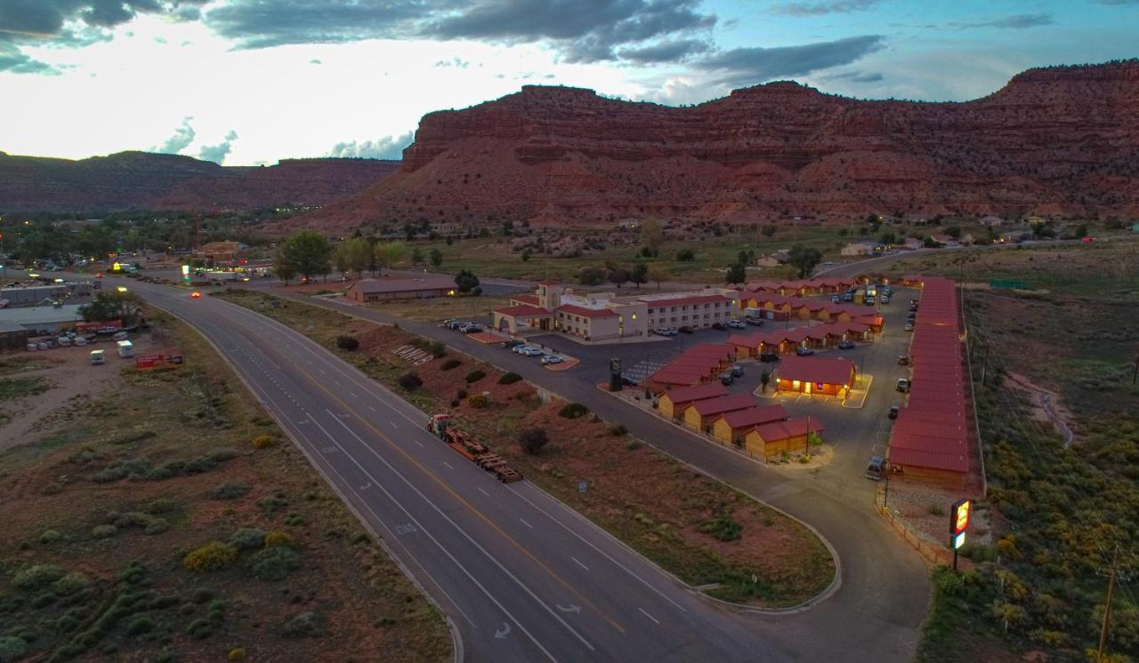 Red Canyon Cabins — photo 22
