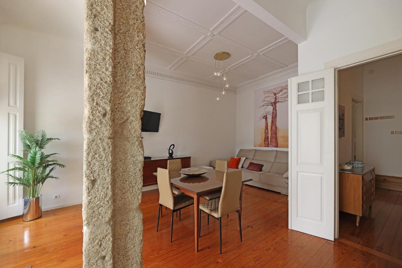 FLH Porto Classic Apartment with Terrace & Parking - 3