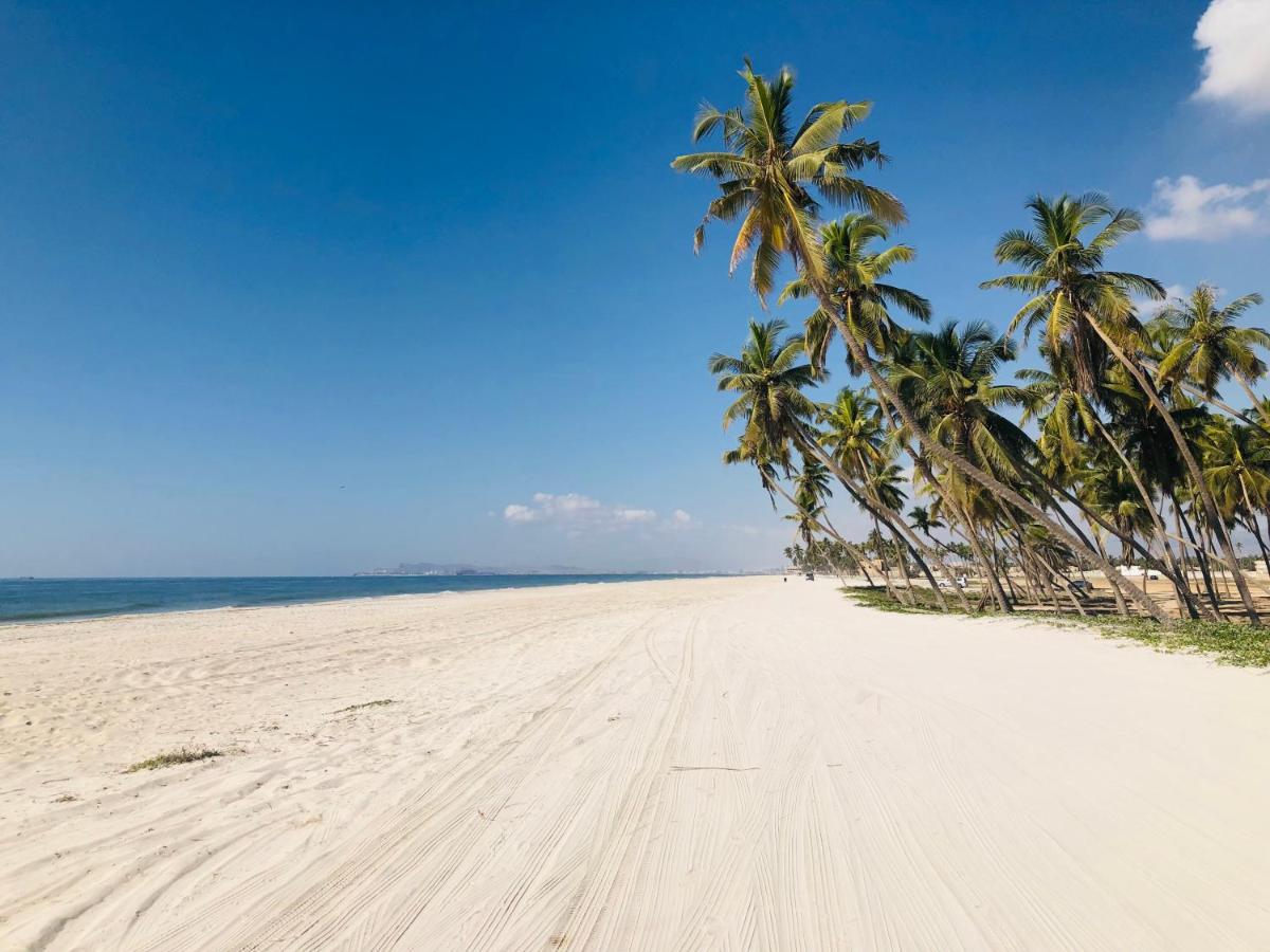 Beach: NEW 1-Bedroom in Forest Island + Oceanside View
