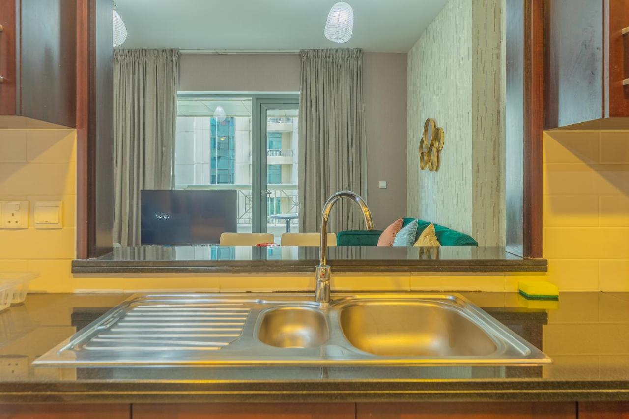 Bellavista Apartments Holiday Homes LLC - Exuberant - 1BR - 29 Boulevard - Fountain Views - 3