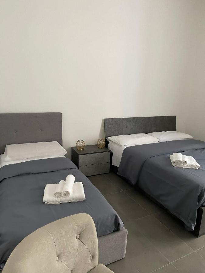 Holiday House Napoli - 2
